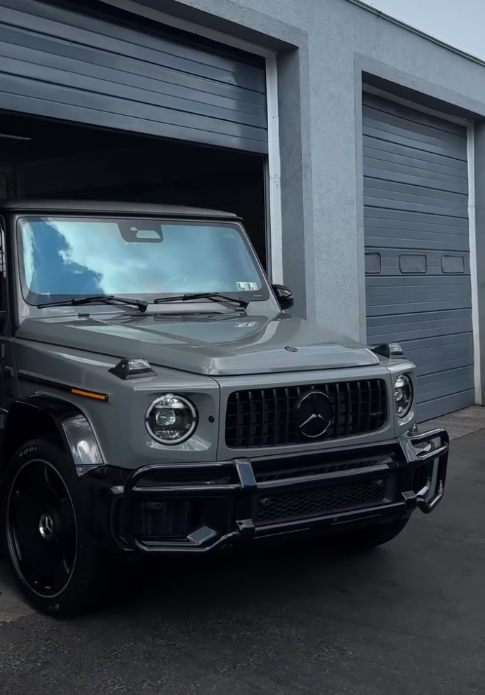 MERCEDES G 63 — Front Two & Windshield · ANIS TUNING